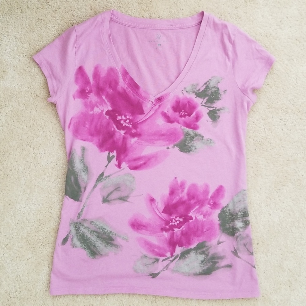 Pretty floral t-shirt